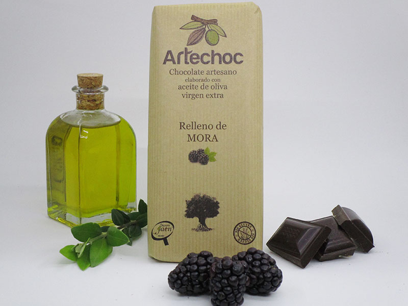 artechoc-chocolate-artesano-rellenos-de-mora